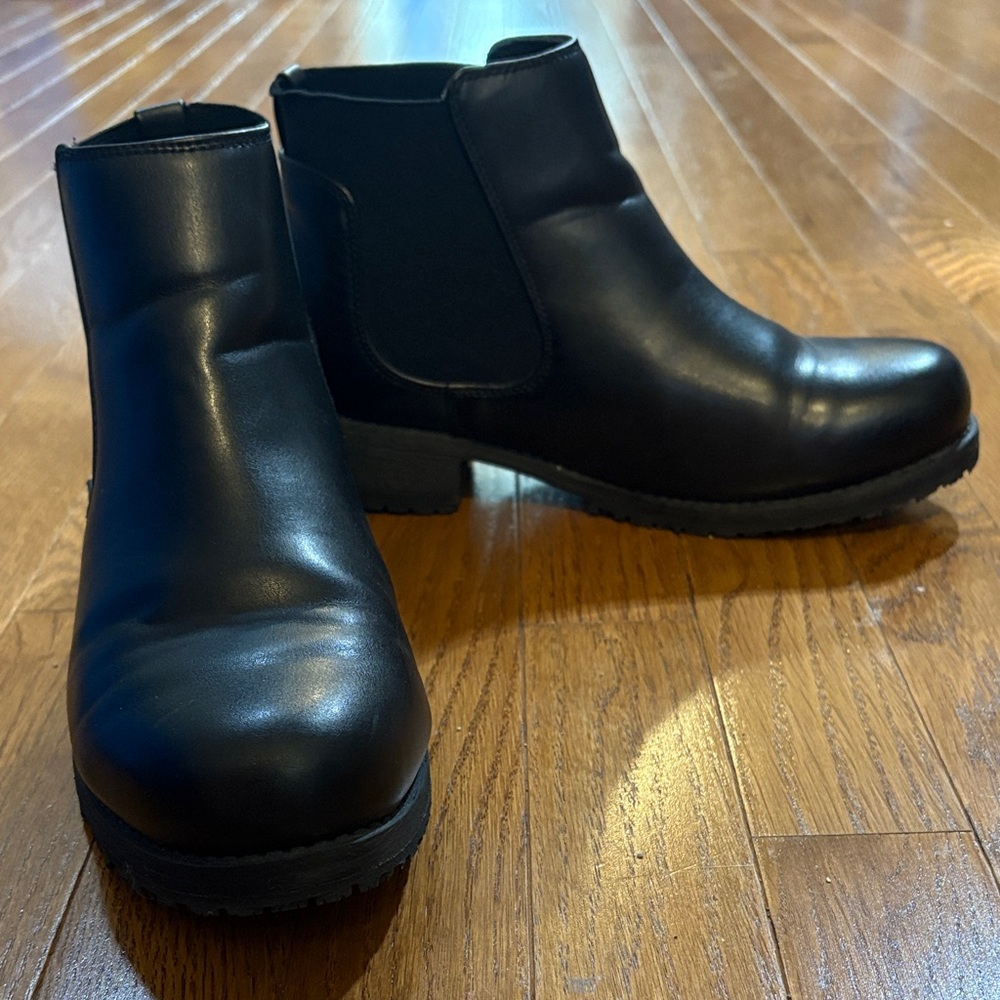 Basic Black Combat Boots Stretchy Side Panels Sli… - image 1